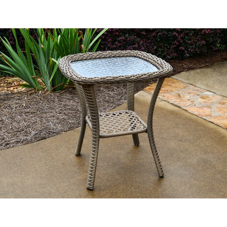 Rattan egg discount chairs and table